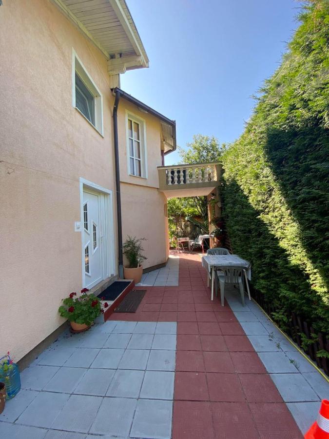 Villa Dino Kulen Vakuf Exterior foto
