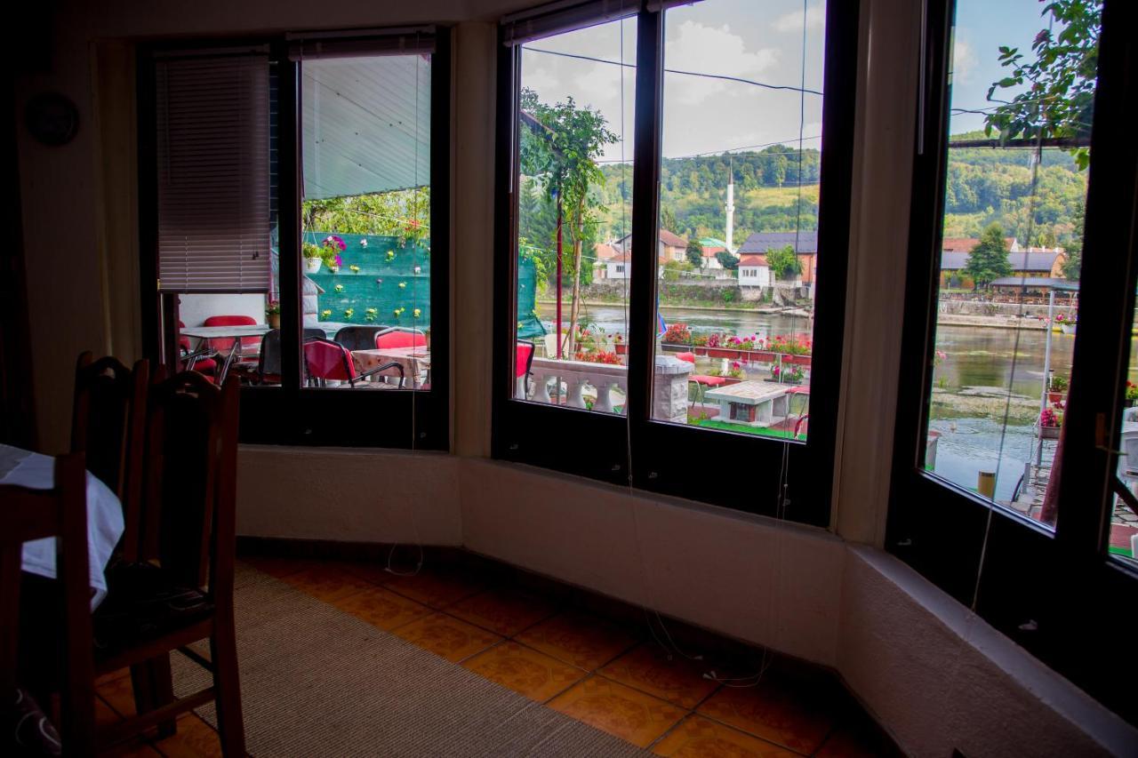 Villa Dino Kulen Vakuf Exterior foto